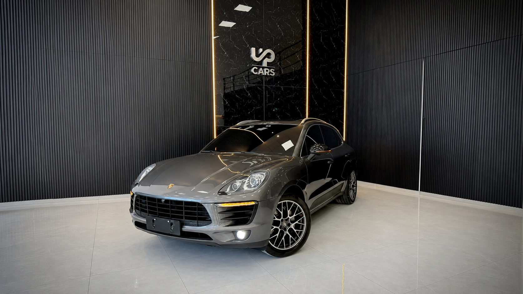 Porsche Macan UP Exclusive Cars
